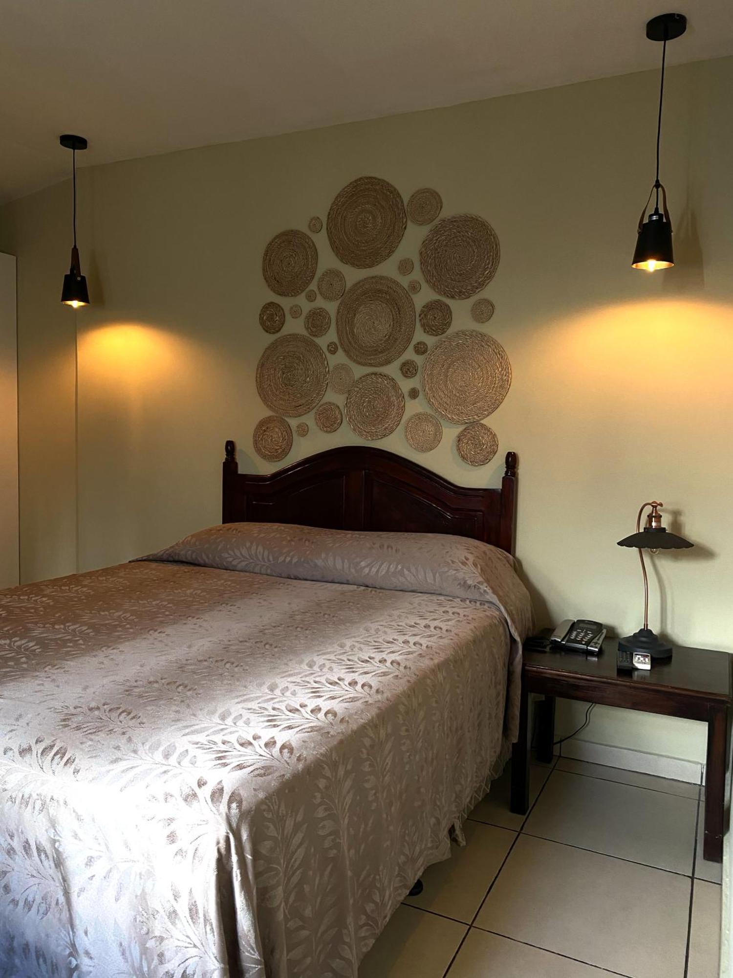 Hotel Andoria San Salvador Buitenkant foto