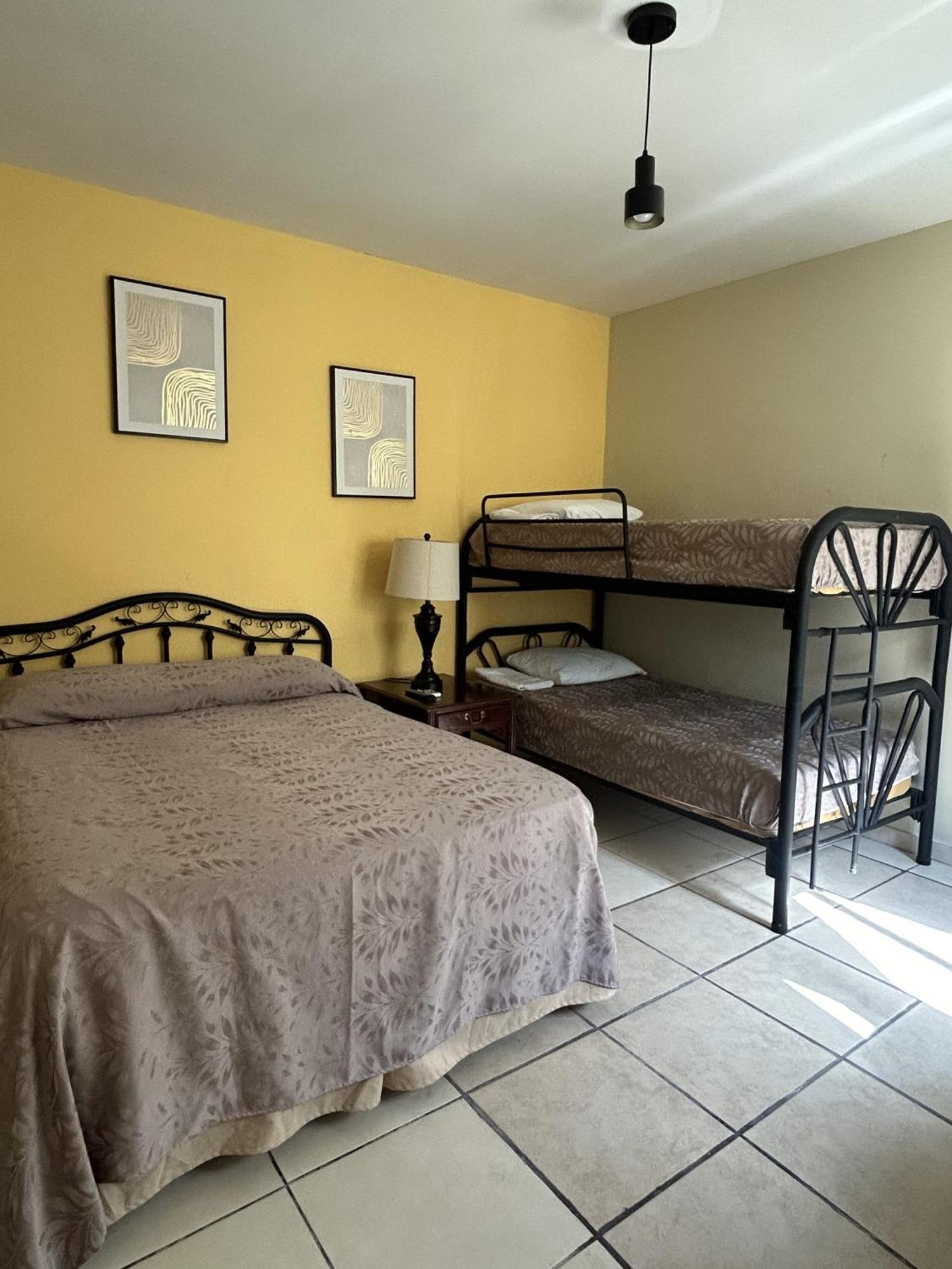 Hotel Andoria San Salvador Buitenkant foto